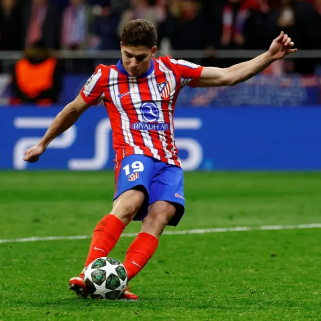 Atlético Madrid Protes Keputusan VAR Terkait Penalti Julián Álvarez, UEFA Beri Klarifikasi 6 1742000280029