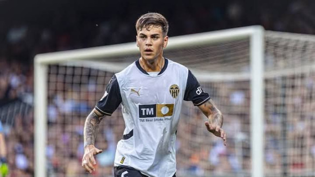 AS Roma Incar Enzo Barrenechea, Sahabat Matias Soulé yang Bersinar di Valencia 2 FB IMG 1742902664250