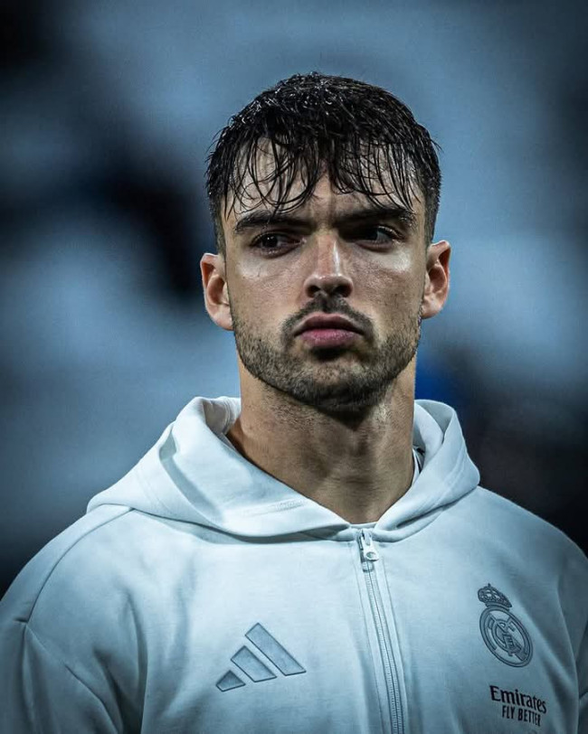 Raul Asencio Perpanjang Kontrak di Real Madrid hingga 2029, Gaji Naik Signifikan 10 FB IMG 1742966081091