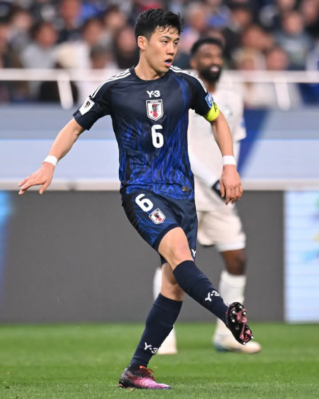 Wataru Endo: “Para Fans Liverpool Selalu Mendukung Saya, Mereka Mencintai Saya!” 3 FB IMG 1742973369559
