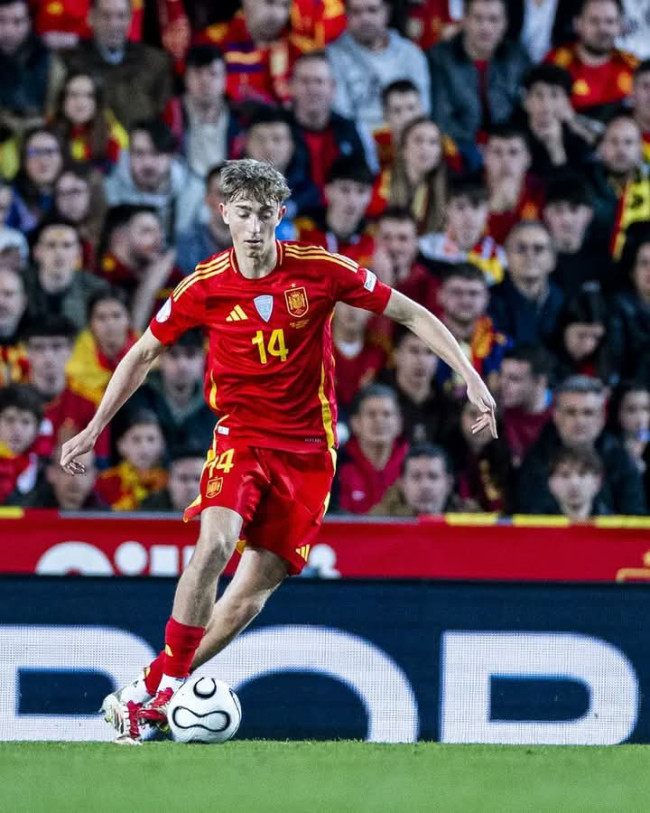 Real Madrid Pertimbangkan Rekrut Dean Huijsen di Musim Panas 2025 3 FB IMG 1743205868438