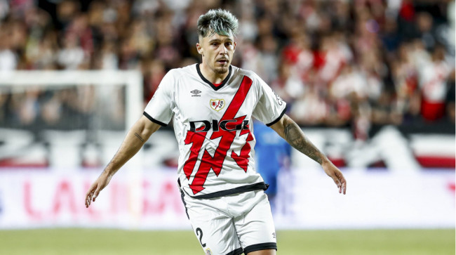 Andrei Ratiu Jadi Rebutan Klub-Klub Top Eropa, Barcelona dan Atletico Madrid Bersaing Ketat 8 andrei ratiu rayo vallecano 1726554021 148231