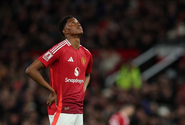 Manchester United Kehilangan Chido Obi untuk Sisa Musim di Europa League 7 chido obi martin 1740978261549
