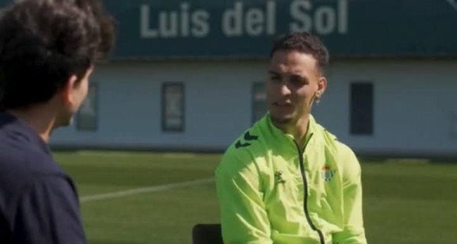 Antony: Temukan Jati Diri di Real Betis, Tetap Puji Manchester United 2 FB IMG 1743725609735