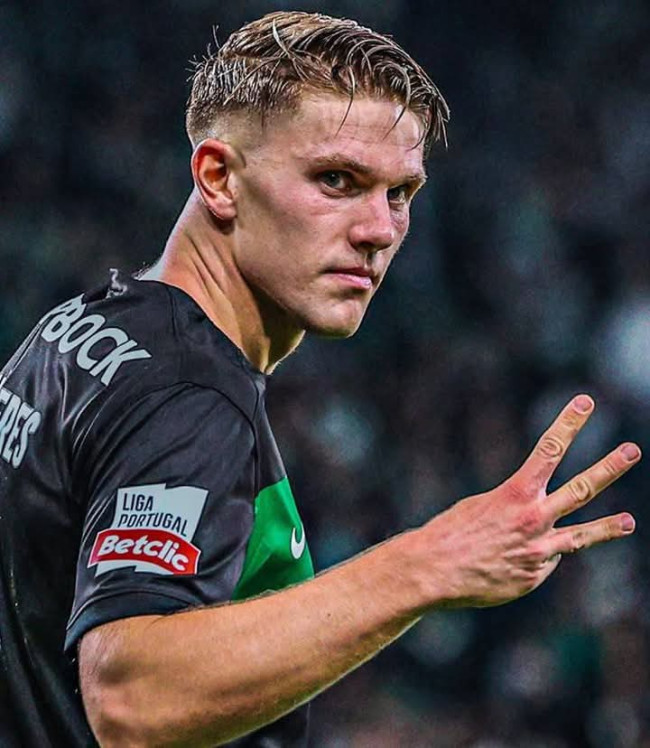 Viktor Gyokeres Terbuka Gabung Arsenal, Gantikan Target Mahal Alexander Isak? 4 FB IMG 1743807715498