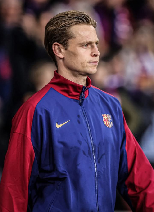 Frenkie de Jong Ingin Bertahan di Barcelona, Tolak Tawaran Klub Lain dan Fokus Perpanjangan Kontrak 1 FB IMG 1743984367418