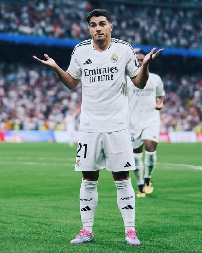 Brahim Diaz: Arsenal Bermain Sebagai Satu Tim, Real Madrid Harus Siap Hadapi Segalanya 2 FB IMG 1744079598994