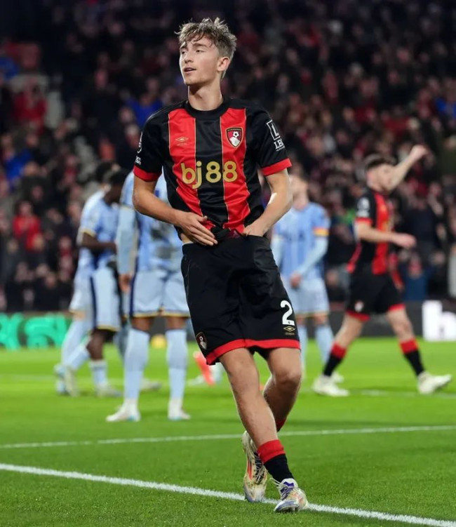 Chelsea, Liverpool, dan Arsenal Bersaing Dapatkan Dean Huijsen, Wonderkid Spanyol Berusia 20 Tahun 3 FB IMG 1745320816536