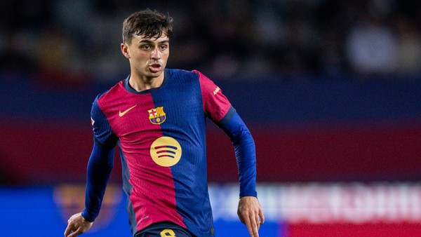 Pedri Terinspirasi Rodri: Ingin Menangkan Ballon d'Or, Fokus Dulu pada Trofi Bersama Tim 10 pedri 1745434297509 169