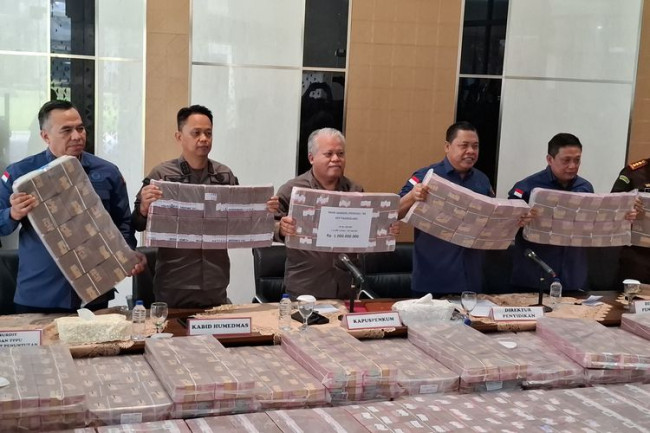 Fantastis! Uang Rp 6,8 Triliun Disita, Kasus Duta Palma Kian Menggemparkan 1 681c5f4daedaa