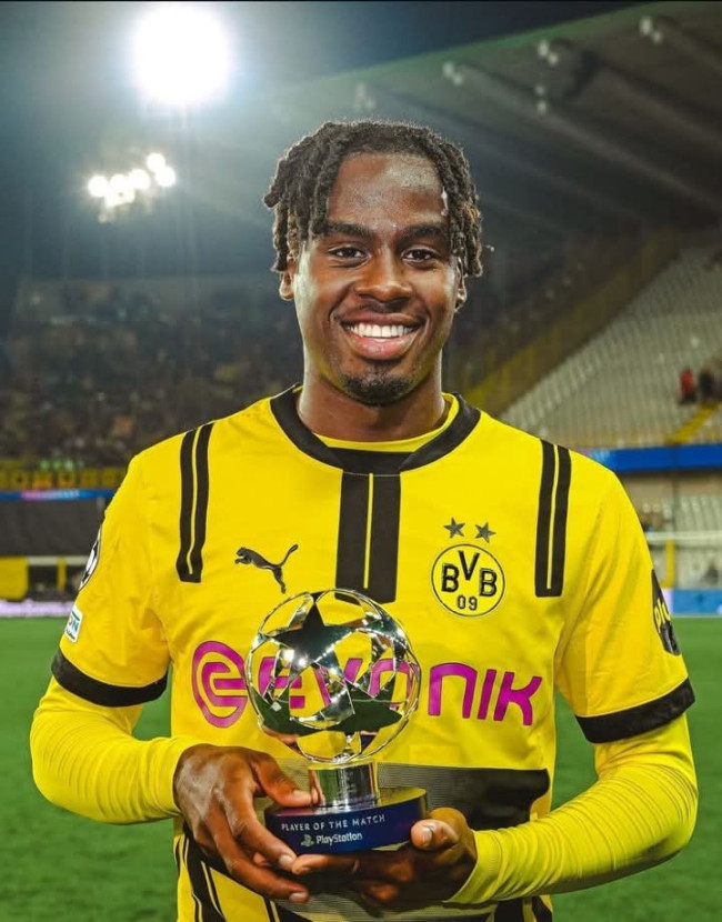 Jamie Bynoe-Gittens Jadi Incaran Arsenal dan Chelsea, Borussia Dortmund Patok Harga €60 Juta 2 FB IMG 1746487278534