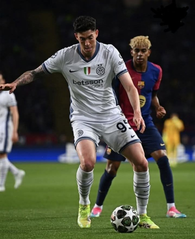 Lamine Yamal Adalah Monster! Alessandro Bastoni Takjub dengan Aksi Ajaib Bintang Muda Barcelona 4 FB IMG 1747005614606