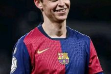 Frenkie De Jong Siap Bertahan di Barcelona dan Perpanjang Kontrak dengan Gaji Lebih Rendah 12 FB IMG 1748407251558