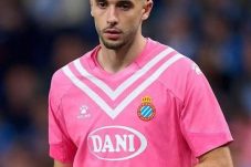 Espanyol Siap Lepas Juan García: Barcelona dan Newcastle Jadi Tujuan Utama 18 FB IMG 1748482115012