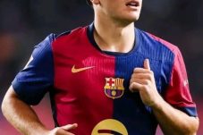 Pablo Torre Siap Bertahan dan Buktikan Diri di Era Flick: Opsi Kontrak dan Pemain Masa Depan Barça 11 FB IMG 1748507020069