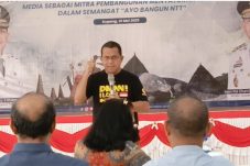gubernur-melki-bongkar-fakta-mengejutkan-makanan-ibu-hamil-dimakan-bapak-bapak