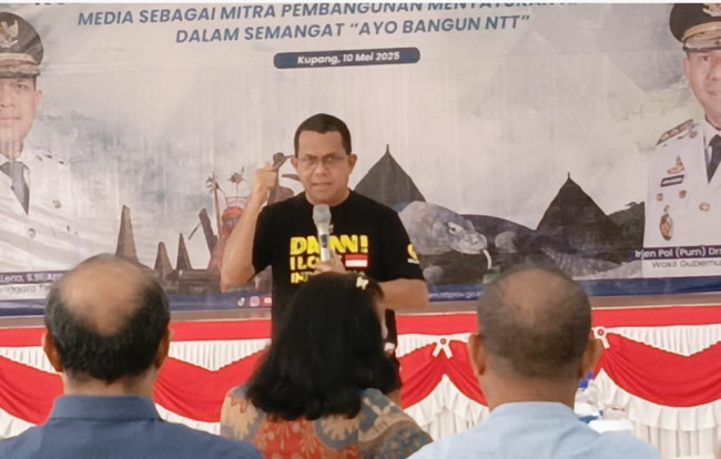 Gubernur Melki Bongkar Fakta Mengejutkan: Makanan Ibu Hamil Dimakan Bapak-Bapak! 7 gubernur-melki-bongkar-fakta-mengejutkan-makanan-ibu-hamil-dimakan-bapak-bapak