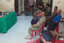 bupati-sikka-gelar-rapat-kerja-bersama-satpol-pp-dan-damkar-bahas-masalah-pasar-wairkoja-dan-tpi-maumere