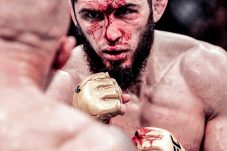 KO Brutal yang Menyulut Kebangkitan Islam Makhachev Jadi Raja UFC! 9 islamaka 2434135491