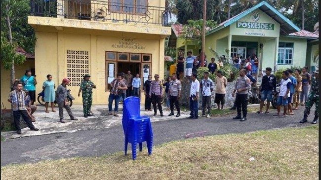 Tewas di Kantor Desa! Kades Ngada Jadi Korban Amukan Warga Gegara Kursi 3 kantor desa ngada TKP pembunuhan