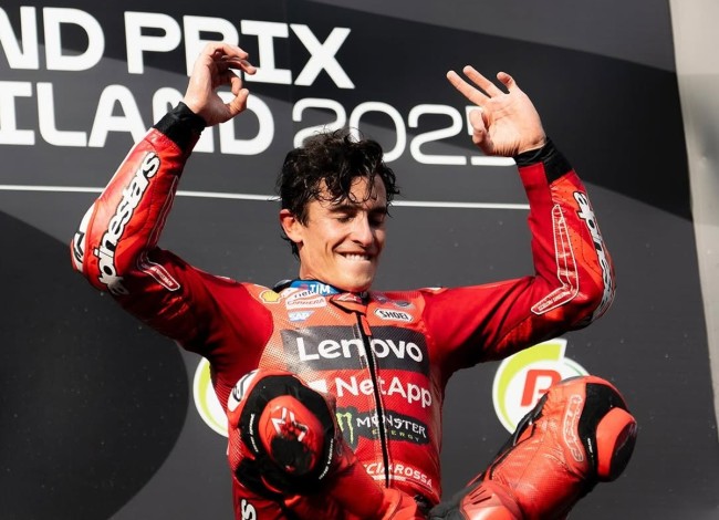 Marquez Bersaudara Menggila! Dominasi Mutlak di FP1 MotoGP Inggris 2025 1 marc marquez mendonasikan bonus kemenangannya senilai rp5 miliar untuk amal ECKM large
