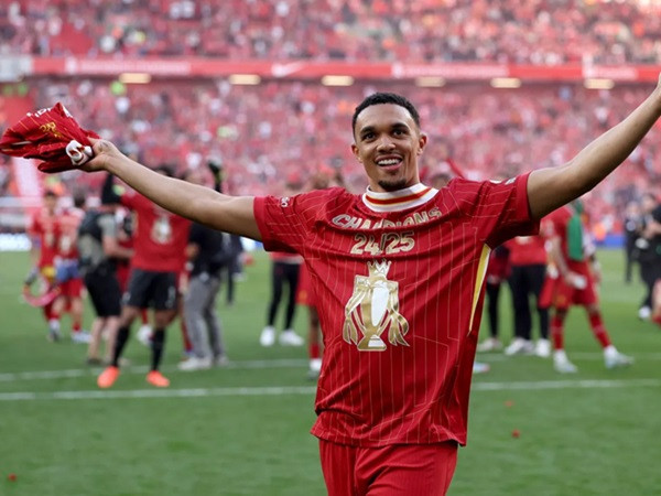 Resmi: Trent Alexander-Arnold Gabung Real Madrid, Tinggalkan Liverpool Setelah Raih Semua Trofi 3 trent alexander arnold ucapkan selamat tinggal gabung real madrid