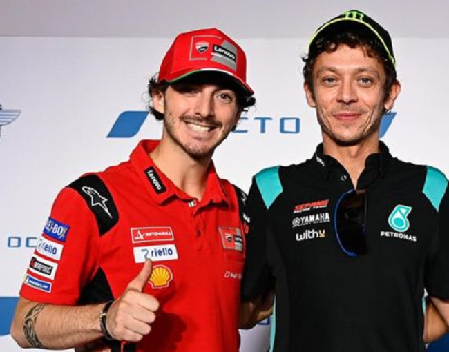 francesco bagnaia dan valentino rossi ReSF large