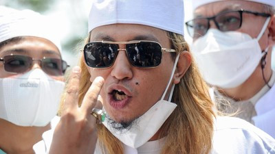 pemeriksaan bahar smith di polda jabar 1 169 1