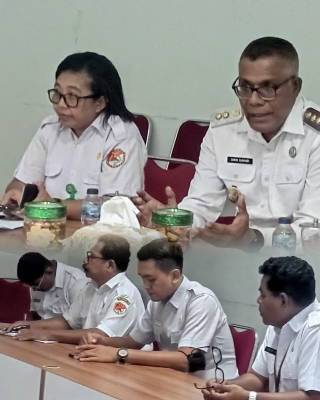 kejar-tenggat-kemenkes-pemkab-sikka-kebut-tambah-tempat-tidur-icu-rsud-dr-tc-hillers
