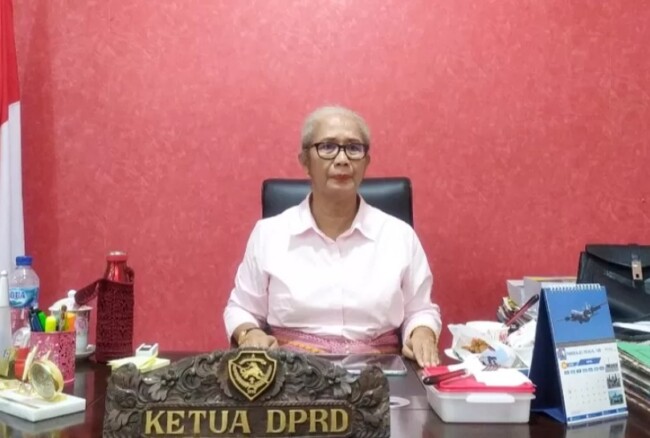 sorotan-publik-soal-tunjangan-fantastis-emilia-nomleni-kami-tidak-mengkhianati-rakyat