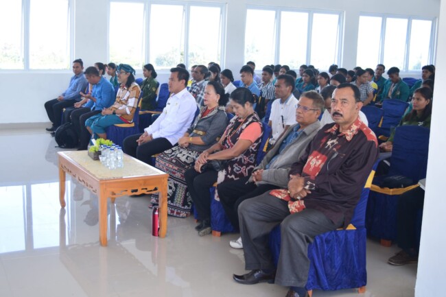 DISKUSI PUBLIK: Urgensi Keadilan Ekologis DI LODA WEE MARINGI PADDA WEE MALALA, Perlindungan Petani dan Nelayan Di Tengah Krisis Ekologi 2 diskusi-publik-urgensi-keadilan-ekologis-di-loda-wee-maringi-padda-wee-malala-perlindungan-petani-dan-nelayan-di-tengah-krisis-ekologi