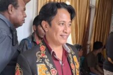 opini-framing-menyesatkan-sekda-kupang-jadi-korban-narasi-jahat-media-okenusra