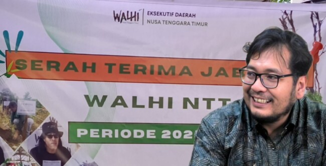 Serah Terima Kepengurusan WALHI NTT: Sembiring Bongkar Ancaman Baru Ekonomi Ekstraktif 1 serah-terima-kepengurusan-walhi-ntt-sembiring-bongkar-ancaman-baru-ekonomi-ekstraktif