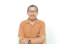 Melek Politik: Jalan Kesadaran Anak Muda di Tengah Kekuasaan yang Lupa Arah 14 melek-politik-jalan-kesadaran-anak-muda-di-tengah-kekuasaan-yang-lupa-arah