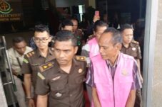 Tangkap Dua Tersangka Kasus Sumur Bor Oenuntono, Yupiter Selan: Tak Akan Biarkan Satu Pun Lolos! 4 tangkap-dua-tersangka-kasus-sumur-bor-oenuntono-yupiter-selan-tak-akan-biarkan-satu-pun-lolos