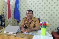 sekolah-tanpa-uang-komite-inovasi-ayam-kampung-dari-sma-n-1-amabi-oefeto