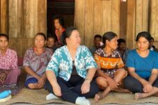 solidaritas-diam-diam-menggelegar-jane-natalia-suryanto-ungkap-rahasia-kekuatan-perempuan-di-ruang-pertemuan