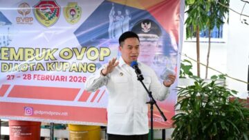 ovop-mengguncang-alak-sampah-plastik-disulap-jadi-sofa-bernilai-wali-kota-kupang-beri-apresiasi-tinggi