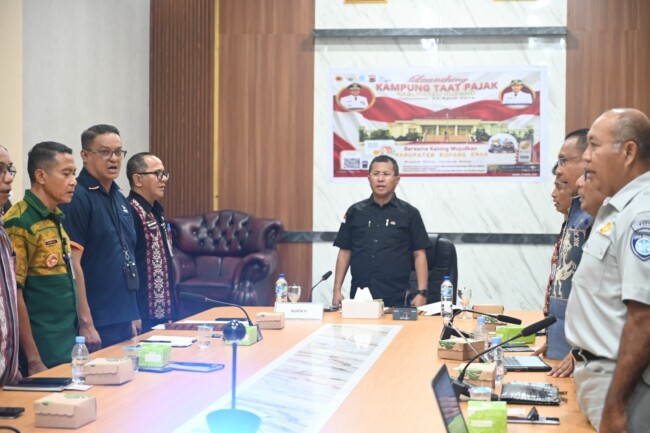 yosef-lede-luncurkan-kampung-taat-pajak-dorong-pad-melejit
