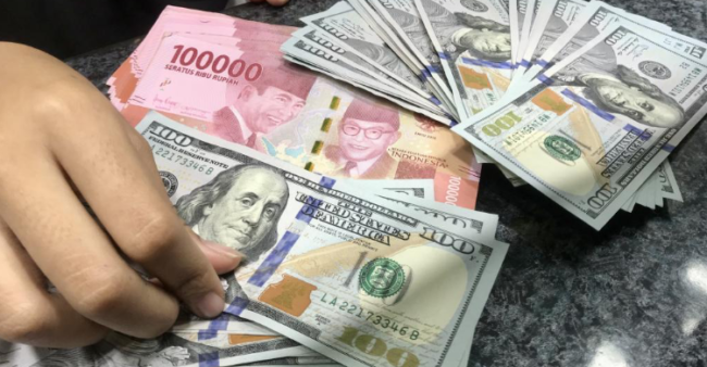 rupiah-melemah-ke-rp17-223-bagaimana-jika-tembus-rp20-000-per-dolar-as