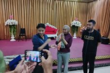 guru-relawan-menembus-daerah-terisolir-ntt-harapan-baru-pendidikan-anak-anak-nainifo