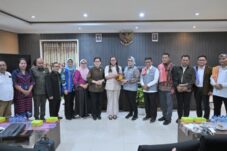 penanganan-tb-dan-hiv-di-kupang-masih-hadapi-tantangan-komisi-ix-dpr-ri-soroti-penguatan-layanan-kesehatan-daerah