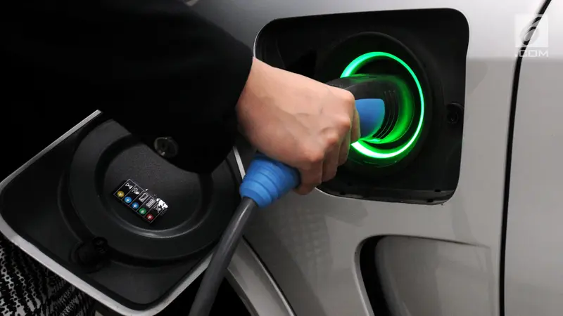 spklu-terancam-lumpuh-mobil-listrik-dengan-charging-lambat-disebut-bisa-picu-antrean-panjang
