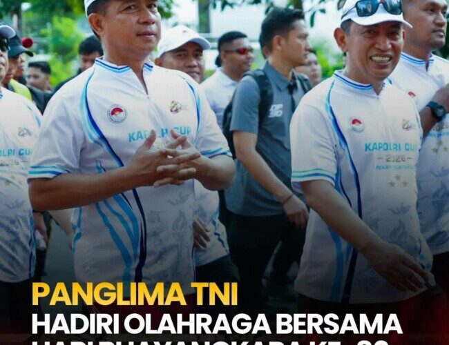 panglima-tni-dan-kapolri-pimpin-jalan-santai-hari-bhayangkara-ke-80-di-jakarta