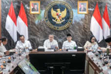 tata-kelola-mbg-disorot-zulhas-ungkap-pembengkakan-sppg-berpotensi-sebabkan-pemborosan-rp12-triliun-per-tahun