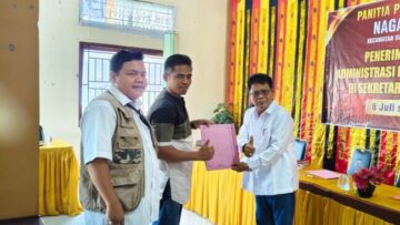 tokoh-adat-h-nofrizal-tuanku-sambah-jadi-pendaftar-pertama-calon-wali-nagari-sungai-aua