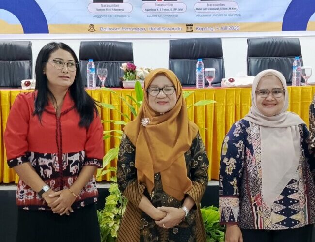 rektor-undarma-resmi-buka-workshop-bina-talenta-ajak-mahasiswa-kuasai-ai-dan-kewirausahaan-menuju-indonesia-emas-2045