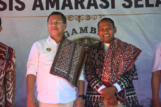 bupati-kupang-bakar-semangat-500-pemuda-gmit-harus-beriman-kuat-dan-bermental-petarung